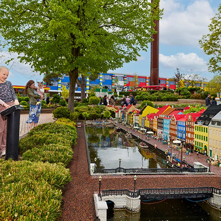 081 Legoland K1A1579 Final 700X500